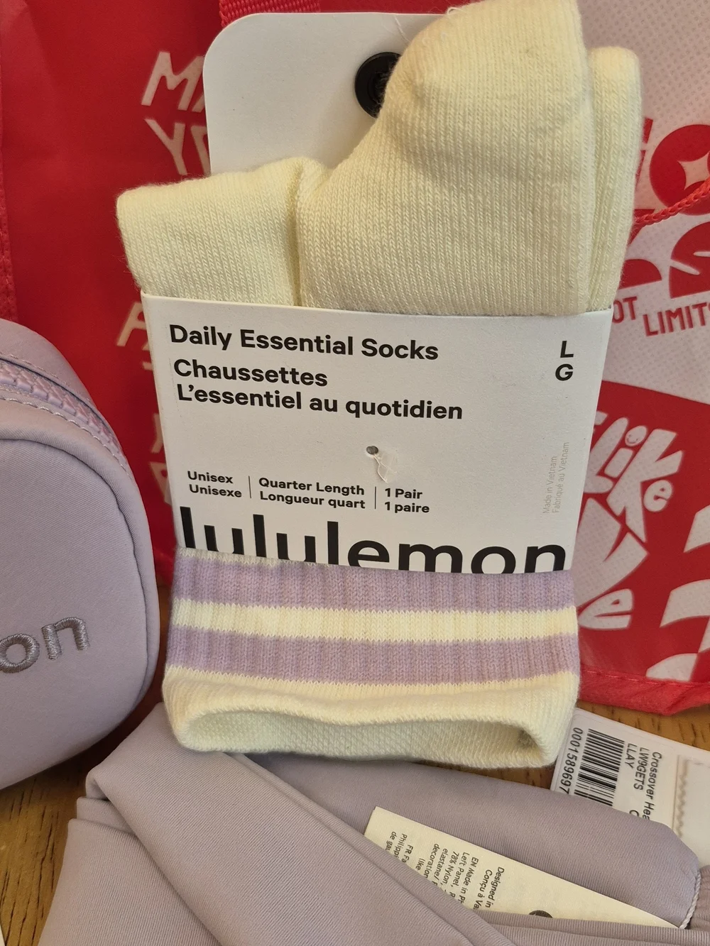Lululemon SET Lavender Socks Crossover Headband Clippable Pouch & Reusable Tote